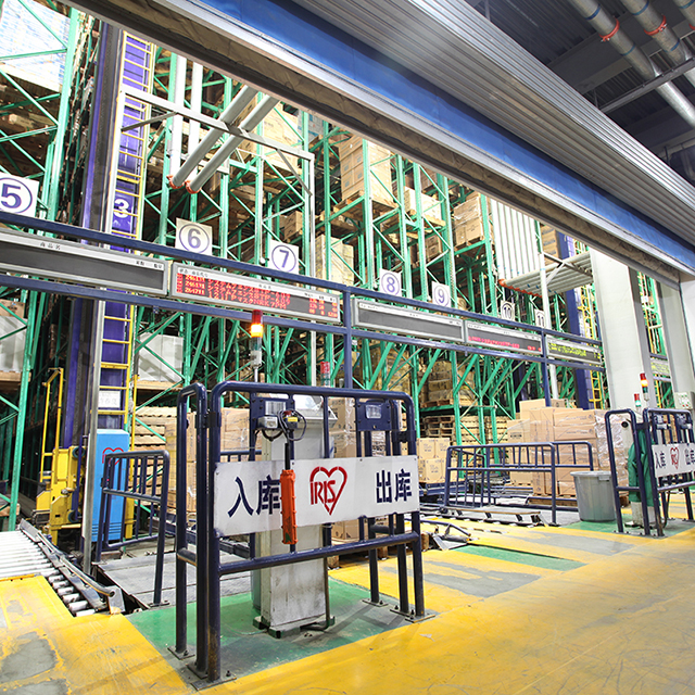 Warehouse racking layout design and optimization for maximum storage efficiency